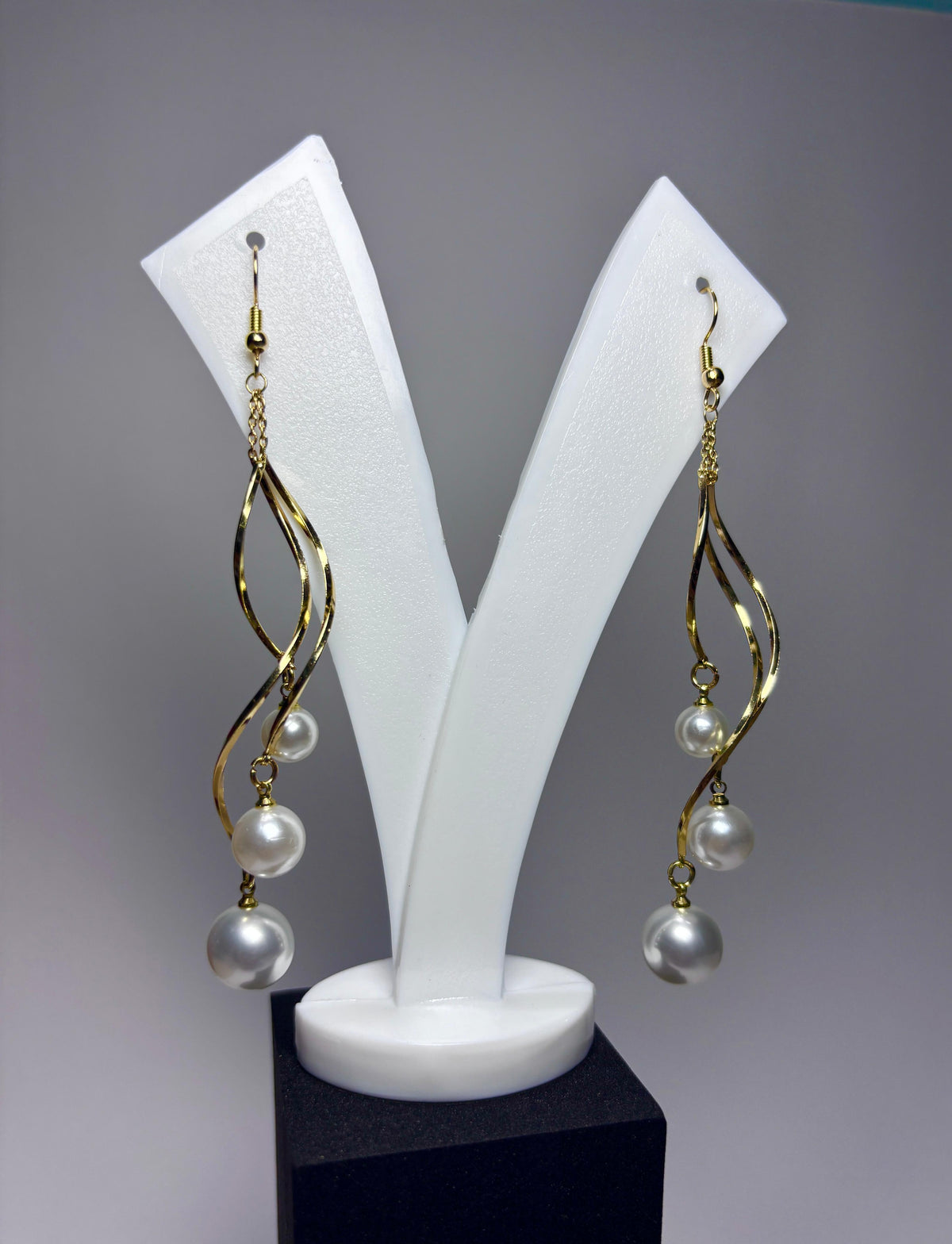 Elegant Twirl Pearl Drop Earrings
