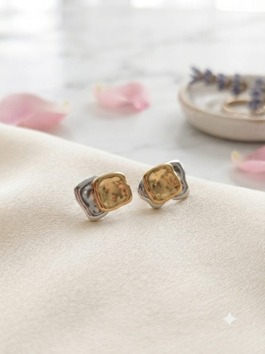Dual-Tone Sculpted Square Stud Earrings – Modern Geometric Statement Earrings for Women