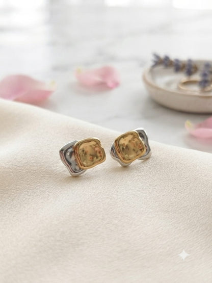 Dual-Tone Sculpted Square Stud Earrings – Modern Geometric Statement Earrings for Women